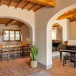 Domus Papi By Great Villa *